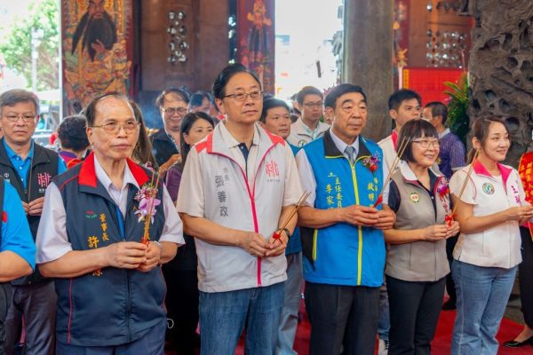 桃園市長張善政出席「中壢三教紫雲宮恭祝恩主公關聖帝君聖誕活動」。（取材自桃園市政府新聞處網站）