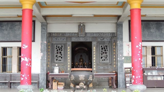 中和慈雲寺據傳創建於清朝雍正年間，但又有一說創建於乾隆年間，因此確切年代至今不可考。（取材自新北客家觀光美食館網站）